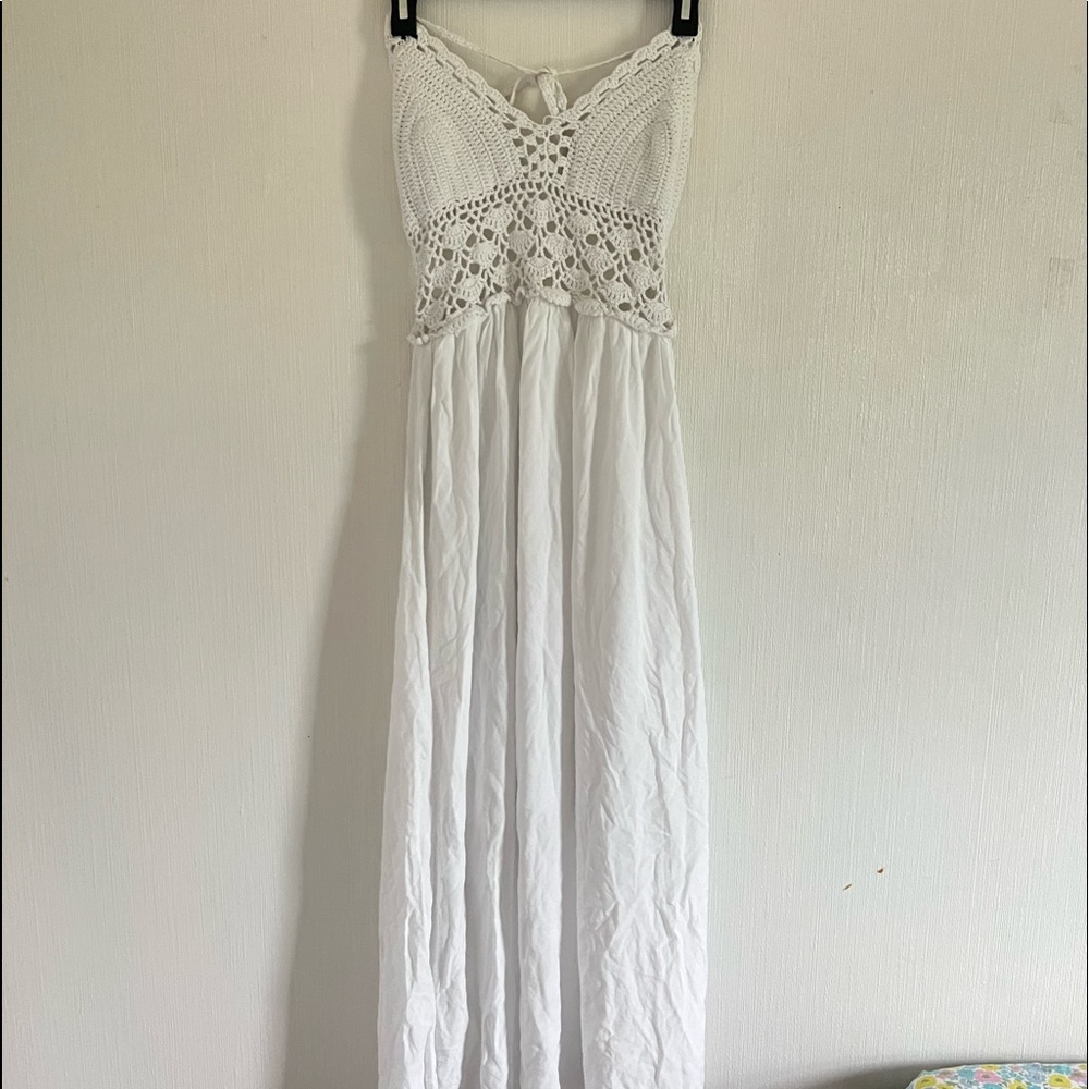 pretty white boho backless dress